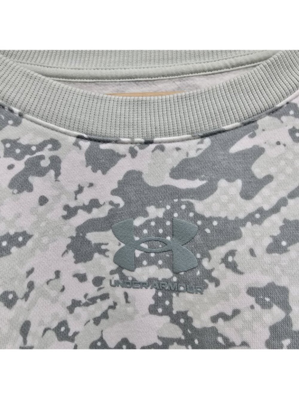 Under Armour Womens UA Rival Fleece Camo Crew Opal Green Size M Boxy Slouchy - Picture 4 of 8
